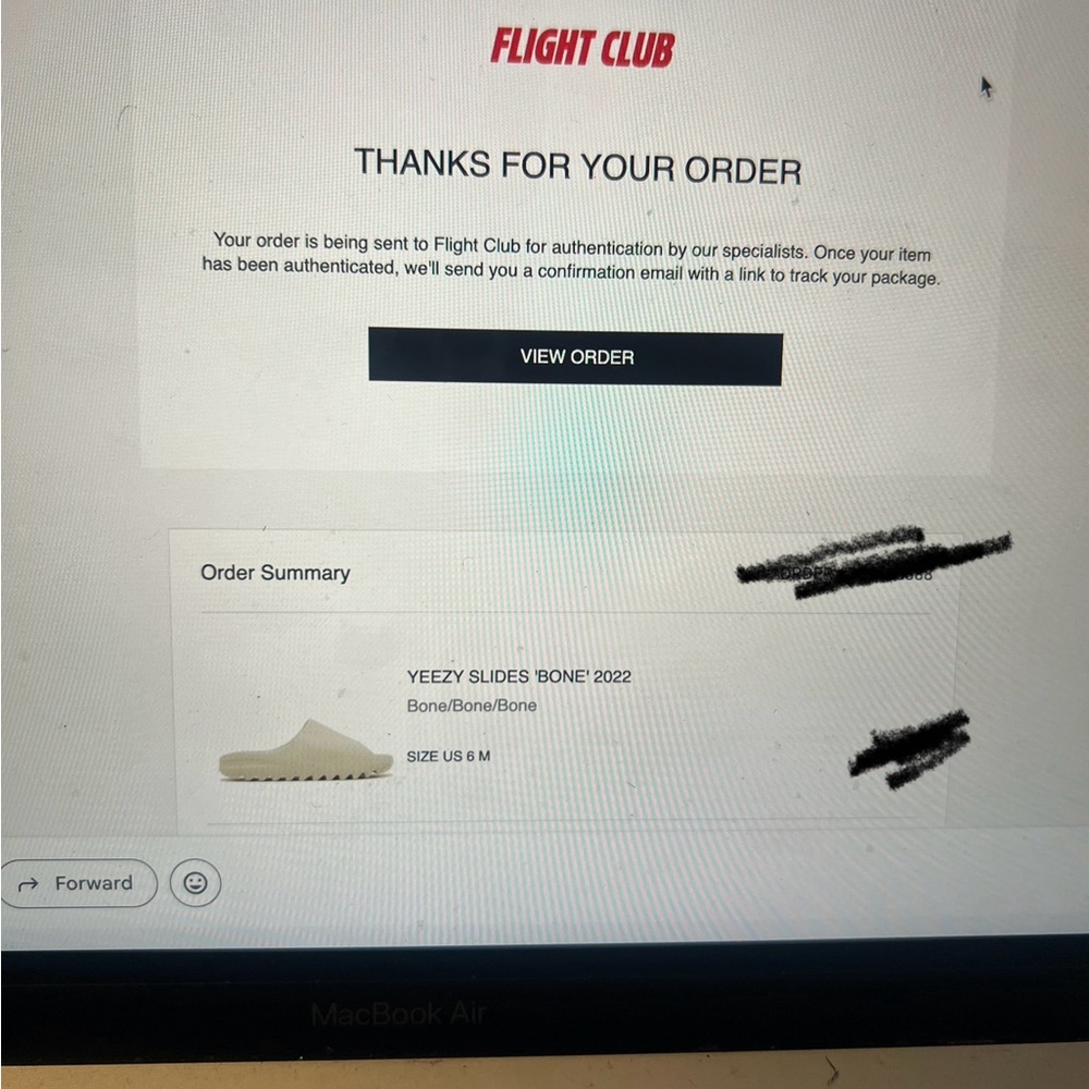 Yeezy Slides - Picture 4 of 10